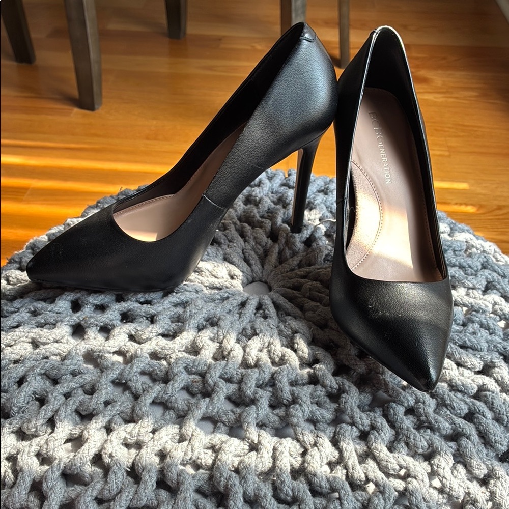 BCBGeneration leather heel